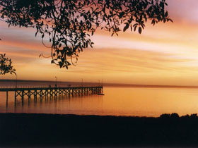 Henleys Holiday Flats - New Castle Holiday 0