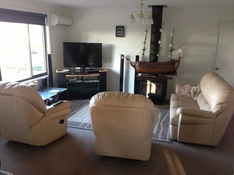 Eaglehawk Neck Beach House - New Castle Holiday 5