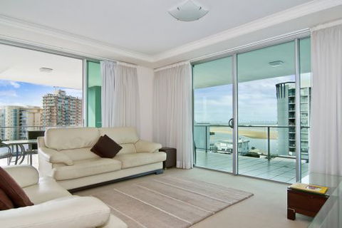 M1 Resort Maroochydore - New Castle Holiday 1