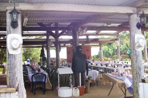 Spurwood Springs Log Cabin Venue - New Castle Holiday 0