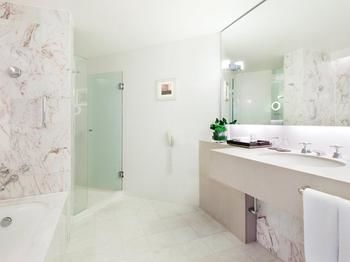 Sofitel Melbourne On Collins - New Castle Holiday 44