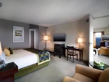 Sofitel Melbourne On Collins - New Castle Holiday 48