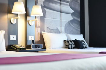 Mercure Melbourne Treasury Gardens - New Castle Holiday 17
