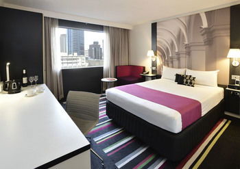 Mercure Melbourne Treasury Gardens - New Castle Holiday 18