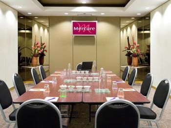 Mercure Melbourne Treasury Gardens - New Castle Holiday 39