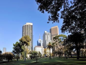 Mercure Melbourne Treasury Gardens - New Castle Holiday 41