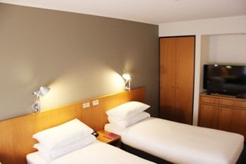 Novotel Sydney Rockford Darling Harbour - New Castle Holiday 24