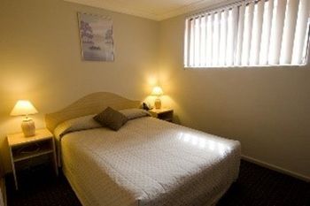 Country Comfort Hunts Liverpool - New Castle Holiday 18