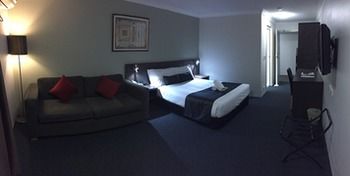 Country Comfort Hunts Liverpool - New Castle Holiday 30