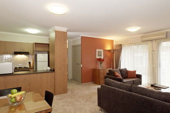 Ringwood Royale - New Castle Holiday 19