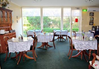 Toorak Manor - New Castle Holiday 8