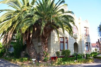 Toorak Manor - New Castle Holiday 9