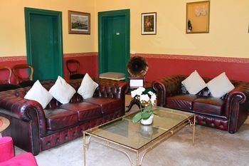 Toorak Manor - New Castle Holiday 35