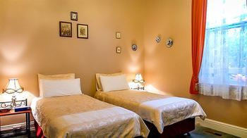 Toorak Manor - New Castle Holiday 38