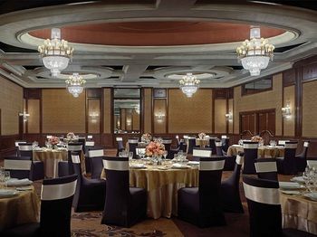 The Langham, Melbourne - New Castle Holiday 0