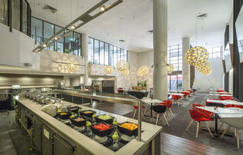 Ibis Melbourne Hotel And Apartments - New Castle Holiday 1