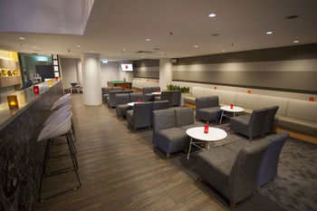 Ibis Melbourne Hotel And Apartments - New Castle Holiday 9