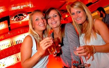 Base Backpackers Melbourne Hostel - New Castle Holiday 18