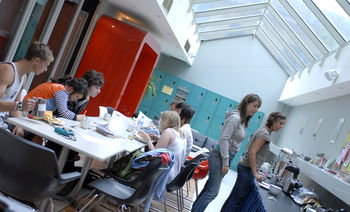 Base Backpackers Melbourne Hostel - New Castle Holiday 24