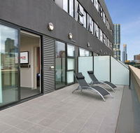 Space Hotel - Hostel/Backpacker - New Castle Holiday