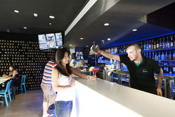 Space Hotel - Hostel/Backpacker - New Castle Holiday 19