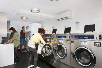 Space Hotel - Hostel/Backpacker - New Castle Holiday 21