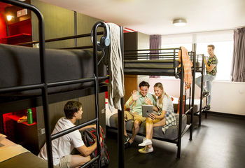 Space Hotel - Hostel/Backpacker - New Castle Holiday 48