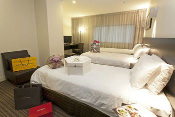 Causeway 353 Hotel - New Castle Holiday 28