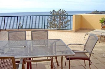 Peninsular Beachfront Resort - New Castle Holiday 4