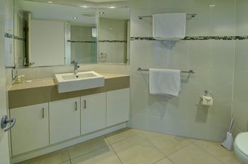 Peninsular Beachfront Resort - New Castle Holiday 9