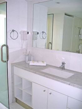 Peninsular Beachfront Resort - New Castle Holiday 11