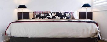 Peninsular Beachfront Resort - New Castle Holiday 23