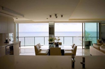 Peninsular Beachfront Resort - New Castle Holiday 47