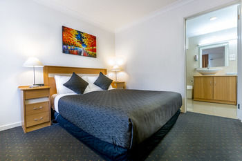 Best Western Melbourne's Princes Park Motor Inn - New Castle Holiday 20