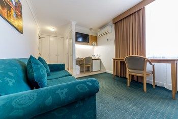Best Western Melbourne's Princes Park Motor Inn - New Castle Holiday 21