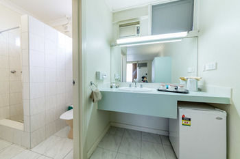 Best Western Melbourne's Princes Park Motor Inn - New Castle Holiday 38