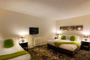 City Limits Hotel - New Castle Holiday 4