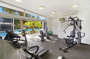 Horton Apartments - New Castle Holiday 14