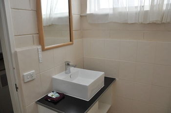 The Prince Mark Motor Inn - New Castle Holiday 19