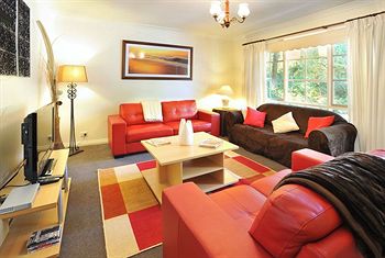 Holly Lodge - New Castle Holiday 6