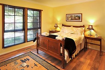 Holly Lodge - New Castle Holiday 16