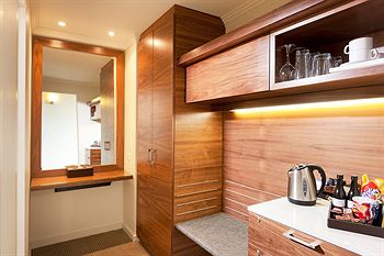 Melbourne Parkview Hotel - New Castle Holiday 4