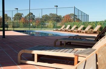 Potters Hotel Brewery Resort - New Castle Holiday 18