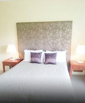 Potters Hotel Brewery Resort - New Castle Holiday 26