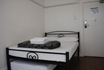 Highfield Hotel - New Castle Holiday 1