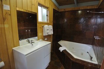 Kondalilla Eco Resort - New Castle Holiday 13