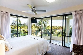Noosa Pacific Resort - New Castle Holiday 44