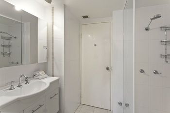 Noosa Pacific Resort - New Castle Holiday 82