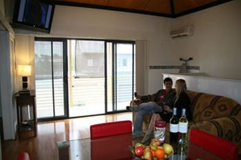 Harbourside Terraces - New Castle Holiday 24