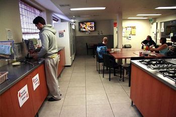 Habitat HQ - Hostel - New Castle Holiday 26